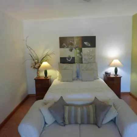 Amande Bed And Breakfast-2